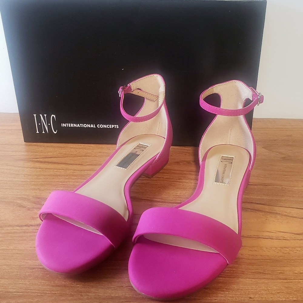 I.N.C. International Concepts "YAFFA" Women's Open-toe Sandal, Size 5.5M, NIB